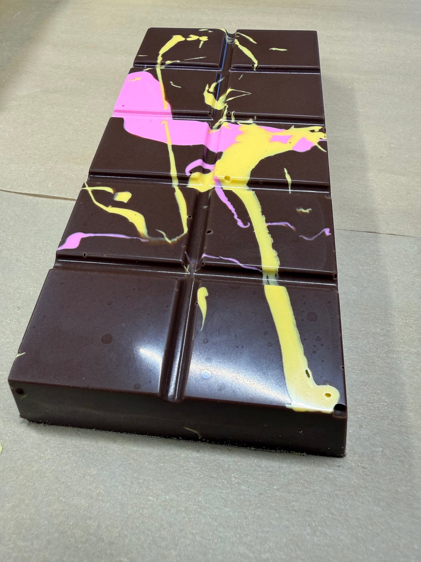 Dubai Milk Chocolate Bar – Pistachio Cream & Crispy Kataifi | Handcrafted Slab